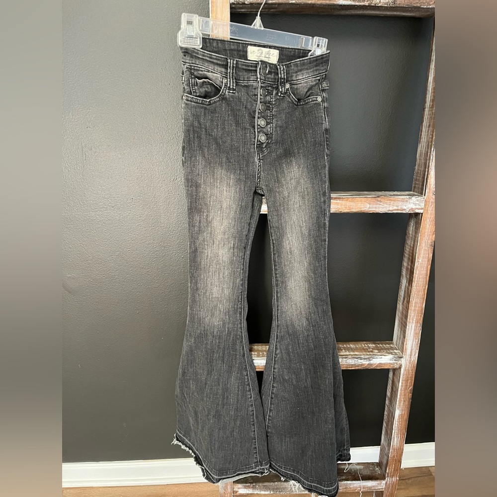 We the Free black button jeans